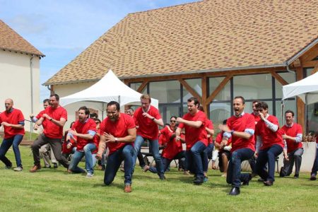 Team-building Maori Haka-building