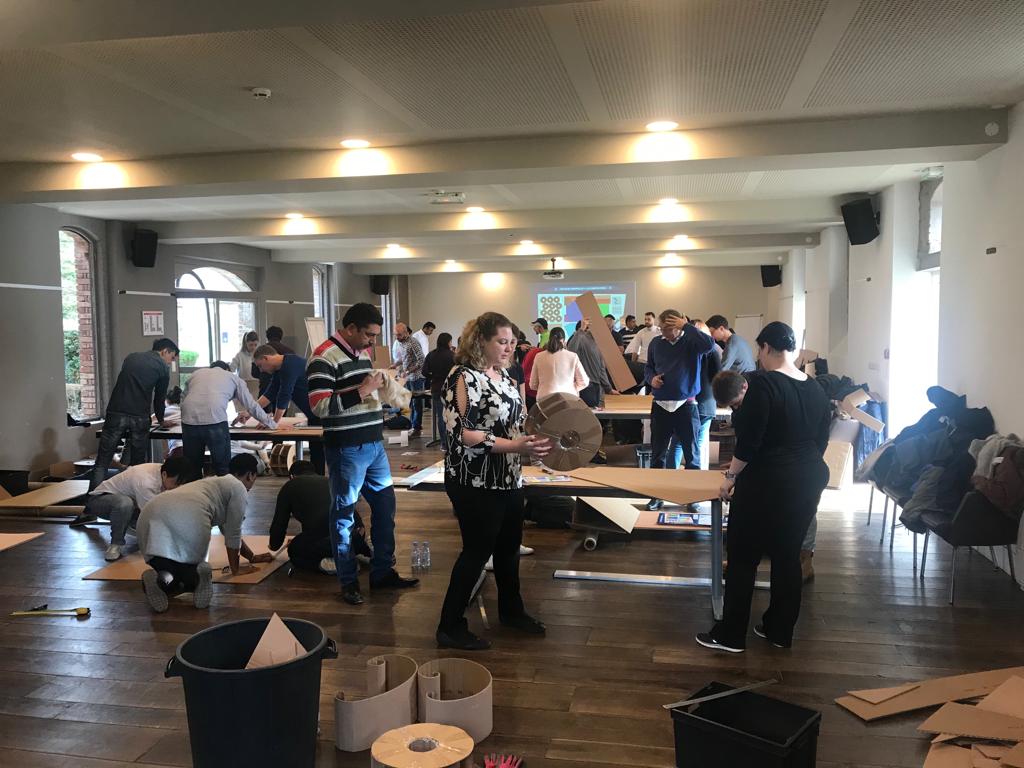 Team-building Construction F1 en carton